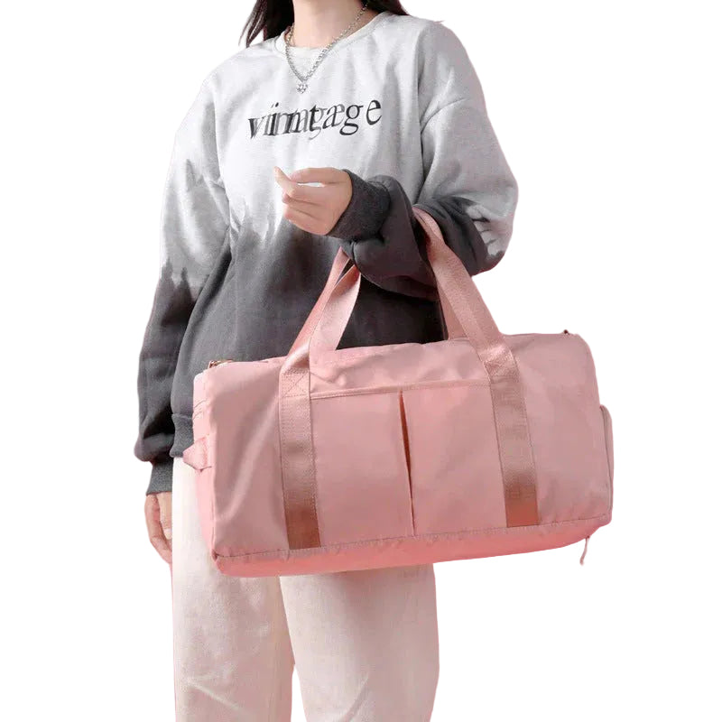 Waterproof Fitness Sports Travel Duffel Bag - Versatile Weekender for Men and Women